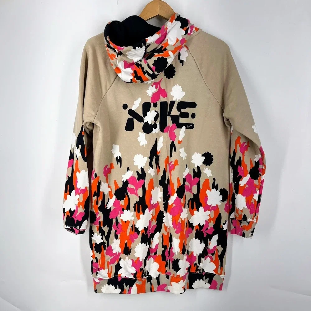 Nike sportswear icon